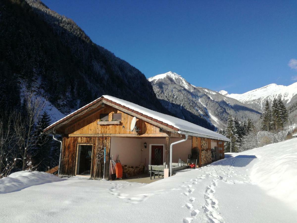Ferienhaus Am Wallnerhof Flattach Buitenkant foto